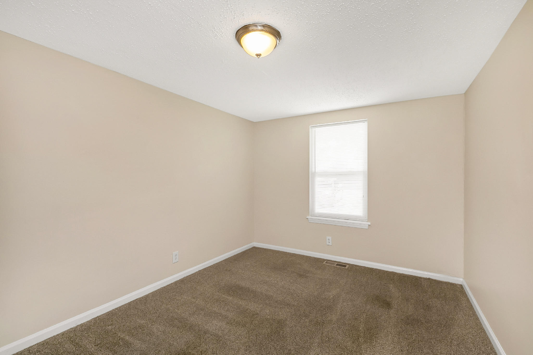 5633 State Line Road Chattanooga, TN 37412 - Photo 19 of 23 s16