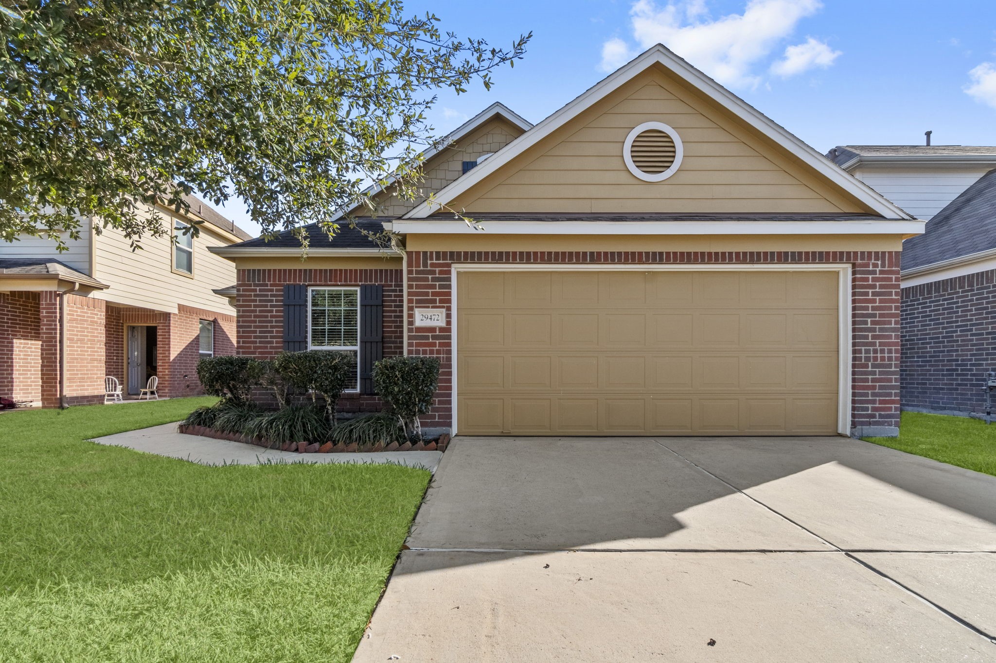front view of house with a yard