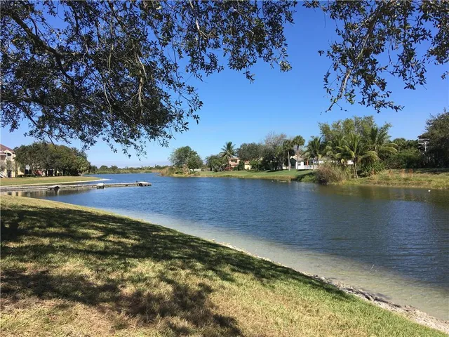 $2,350 | 2301 Northwest 33rd Street, Unit 109, Oakland Park, FL 33309