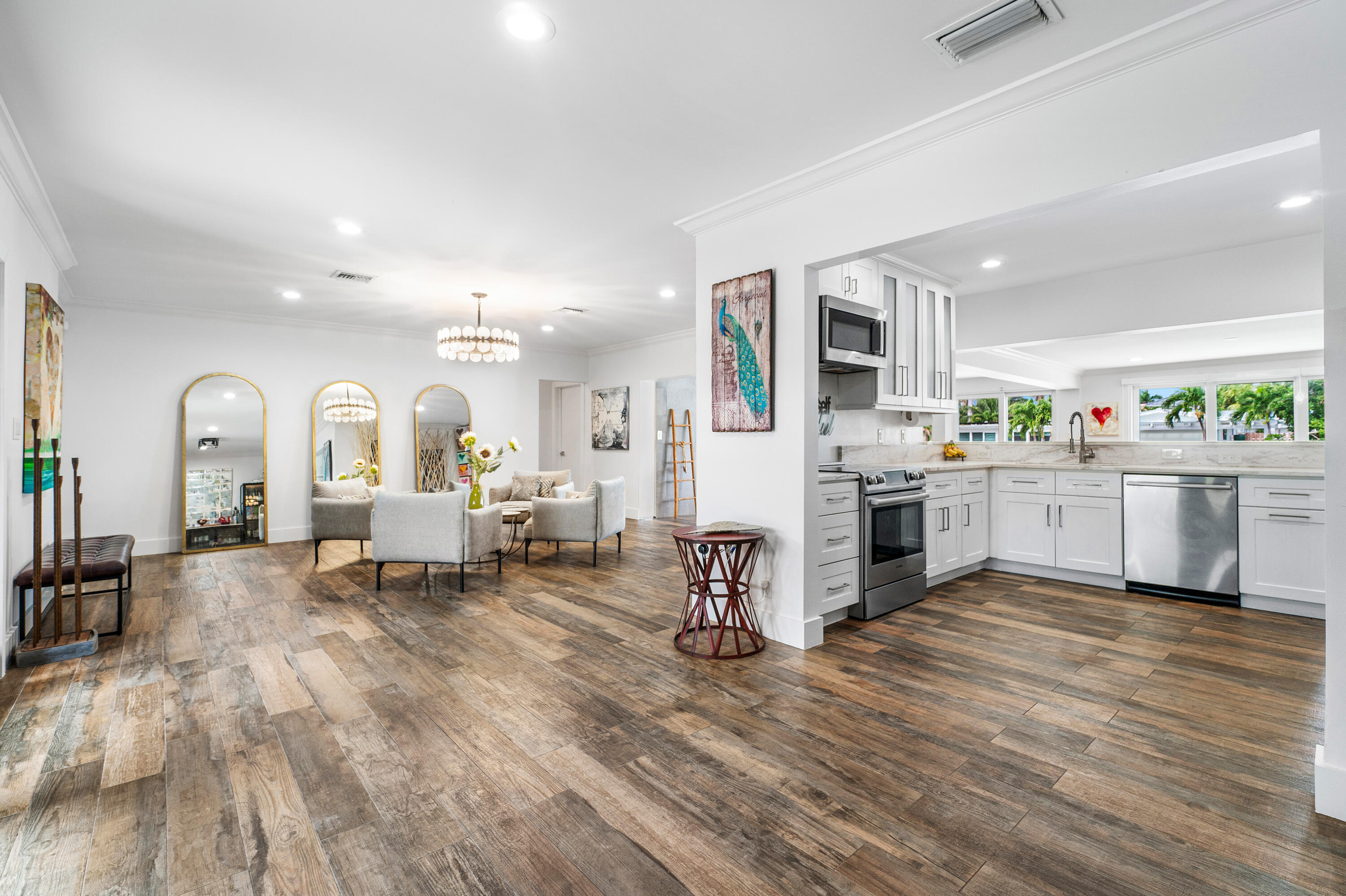 711 Northeast 69th Street Boca Raton, FL 33487 - Photo 11 of 34 008-711Northeast69thStreet-BocaRaton-FL-