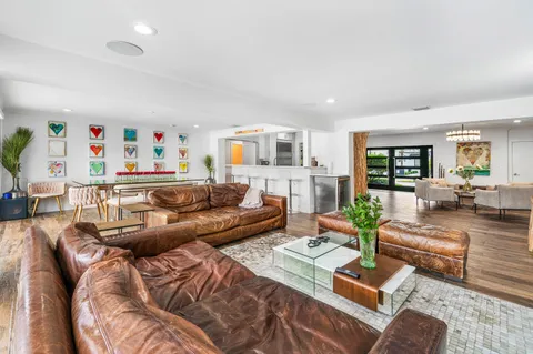 $2,200,000 | 711 Northeast 69th Street, Boca Raton, FL 33487