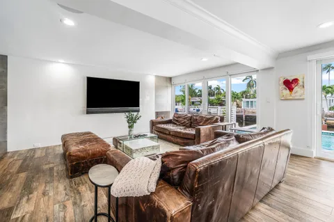 $2,200,000 | 711 Northeast 69th Street, Boca Raton, FL 33487