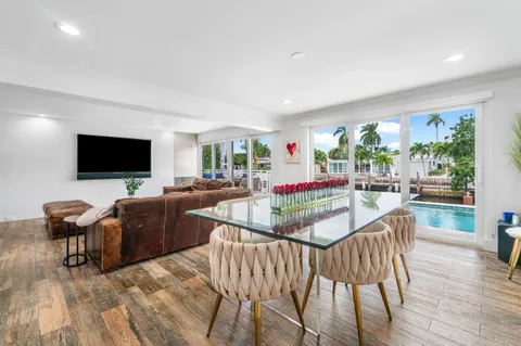 $2,200,000 | 711 Northeast 69th Street, Boca Raton, FL 33487