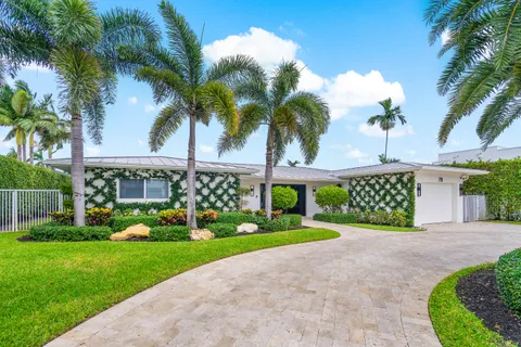 $2,200,000 | 711 Northeast 69th Street, Boca Raton, FL 33487
