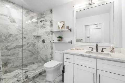 $2,200,000 | 711 Northeast 69th Street, Boca Raton, FL 33487