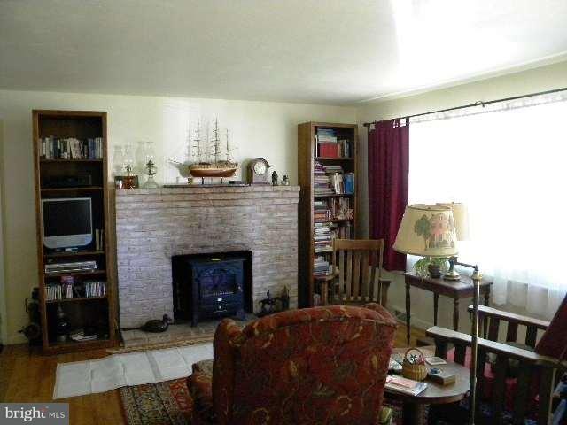519 Susan Road Camp Hill, PA 17011 - Photo 6 of 19 Gallery Image 6
