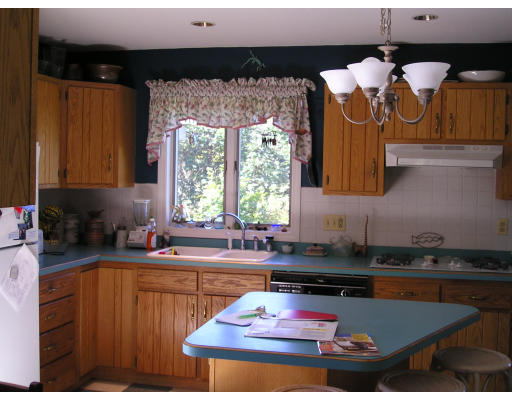 460 Pochassic Road Westfield, MA 01085 - Photo 14 of 20