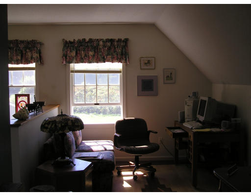 460 Pochassic Road Westfield, MA 01085 - Photo 15 of 20