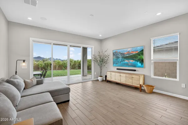 $1,175,000 | 21931 North 62nd Street, Phoenix, AZ 85054