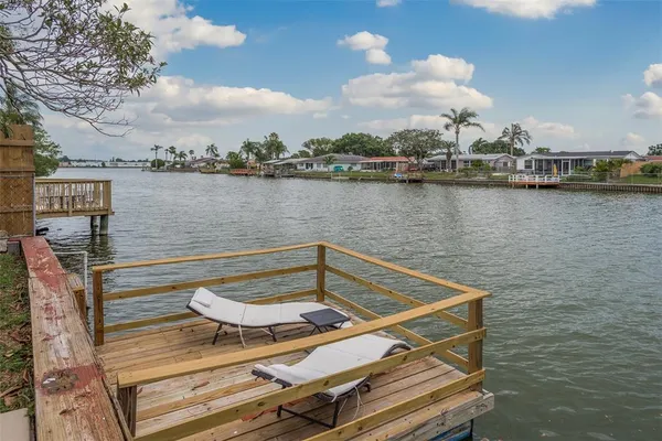 $2,350 | 4036 Sunray Drive, Holiday, FL 34691