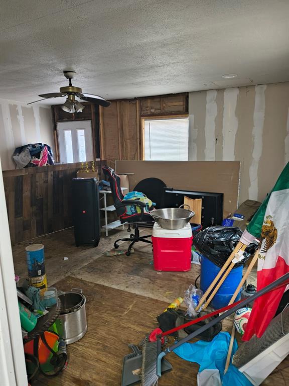 641 22nd Street Southeast Paris, TX 75460 - Photo 15 of 15 a living room with lots of furniture