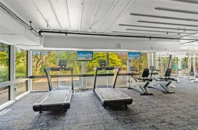 $250,000 | 2 Chaumont Square Northwest, Atlanta, GA 30327