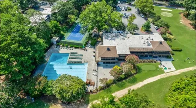 $250,000 | 2 Chaumont Square Northwest, Atlanta, GA 30327