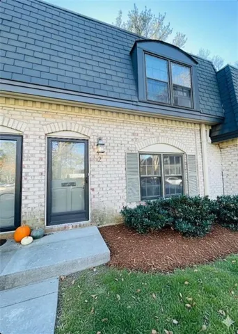 $250,000 | 2 Chaumont Square Northwest, Atlanta, GA 30327