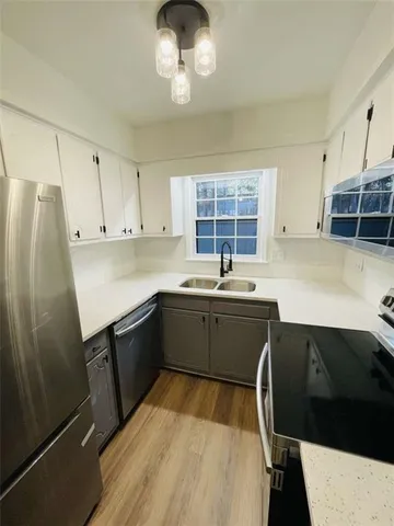 $250,000 | 2 Chaumont Square Northwest, Atlanta, GA 30327