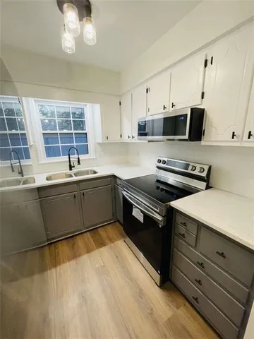 $250,000 | 2 Chaumont Square Northwest, Atlanta, GA 30327