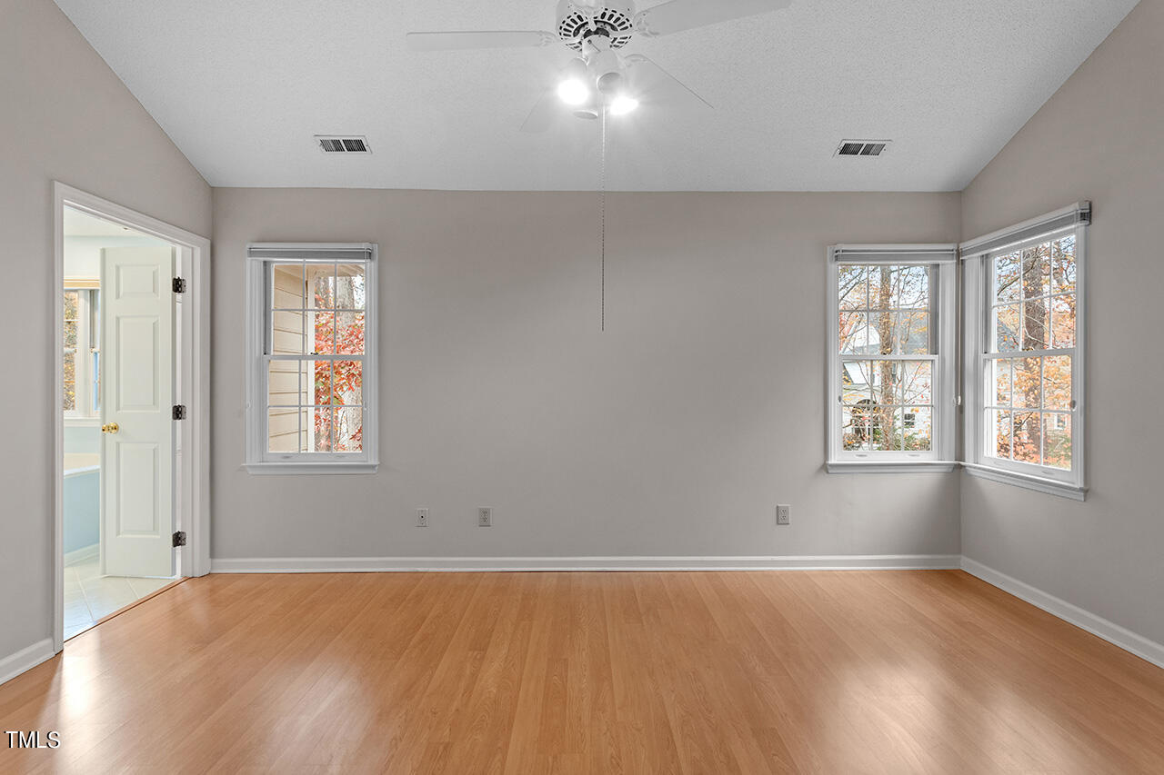 11932 North Exeter Way Raleigh, NC 27613 - Photo 30 of 35 11932 North Exeter Way_30