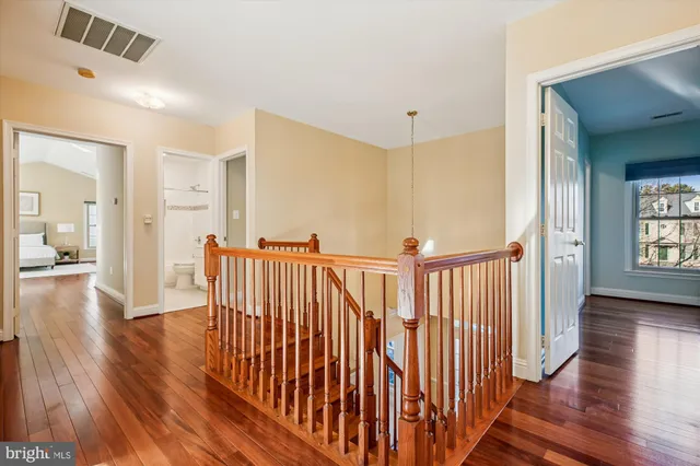 $1,425,000 | 10606 Maplecrest Lane, Potomac, MD 20854