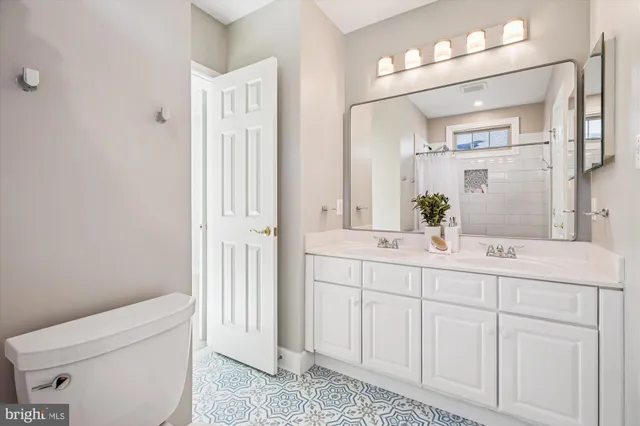 $1,425,000 | 10606 Maplecrest Lane, Potomac, MD 20854