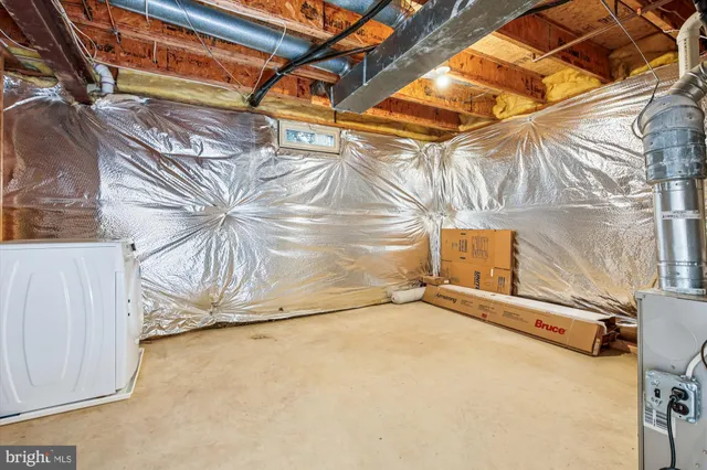 $1,425,000 | 10606 Maplecrest Lane, Potomac, MD 20854