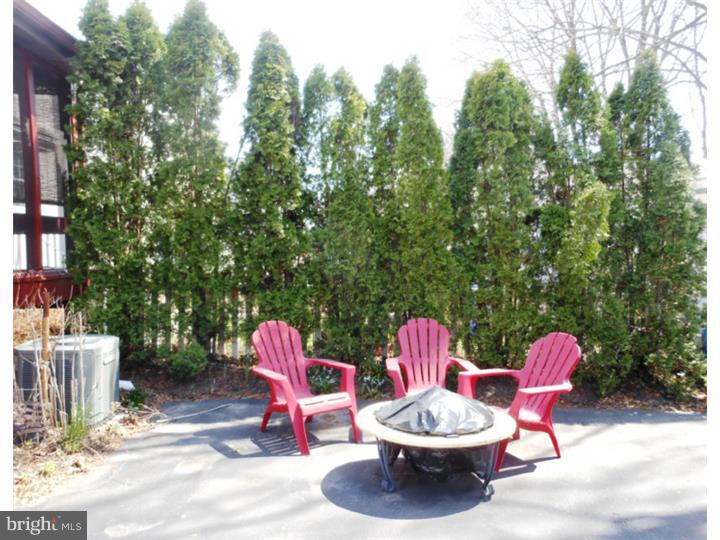359 Oak Road Glenside, PA 19038 - Photo 21 of 23 Gallery Image 21