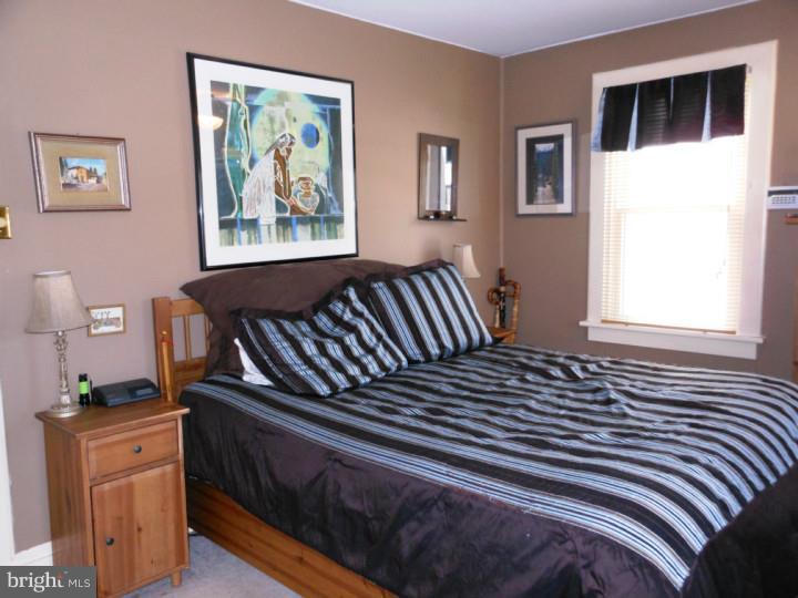 359 Oak Road Glenside, PA 19038 - Photo 10 of 23 Gallery Image 10