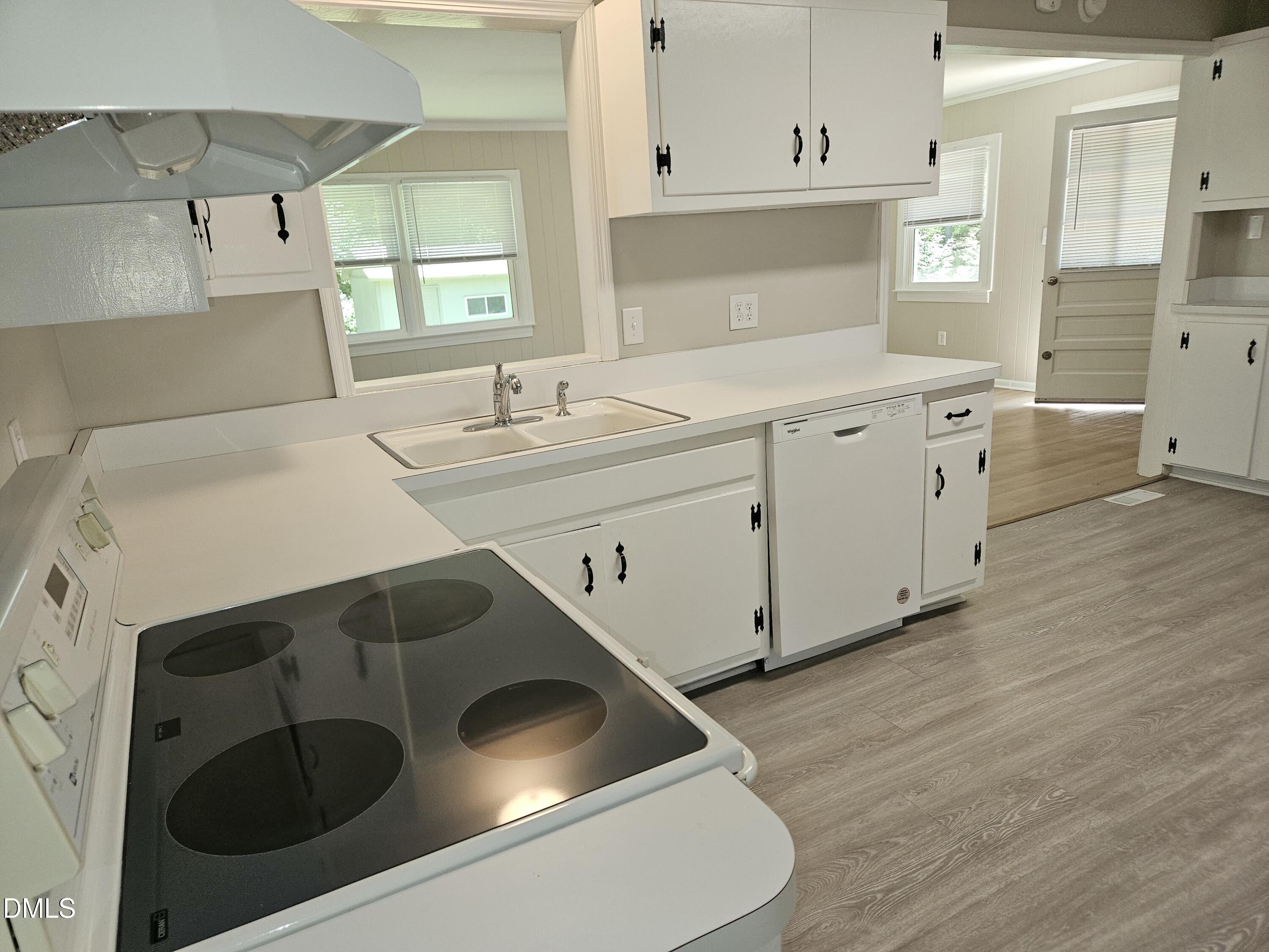 202 Crest Road Cary, NC 27513 - Photo 12 of 31 20260410_132536