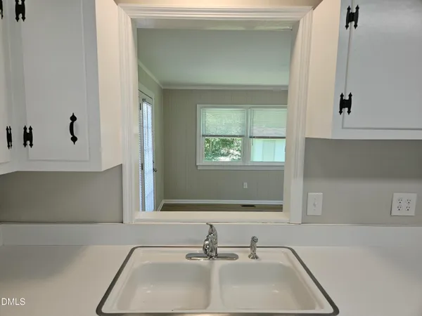 $400,000 | 202 Crest Road, Cary, NC 27513