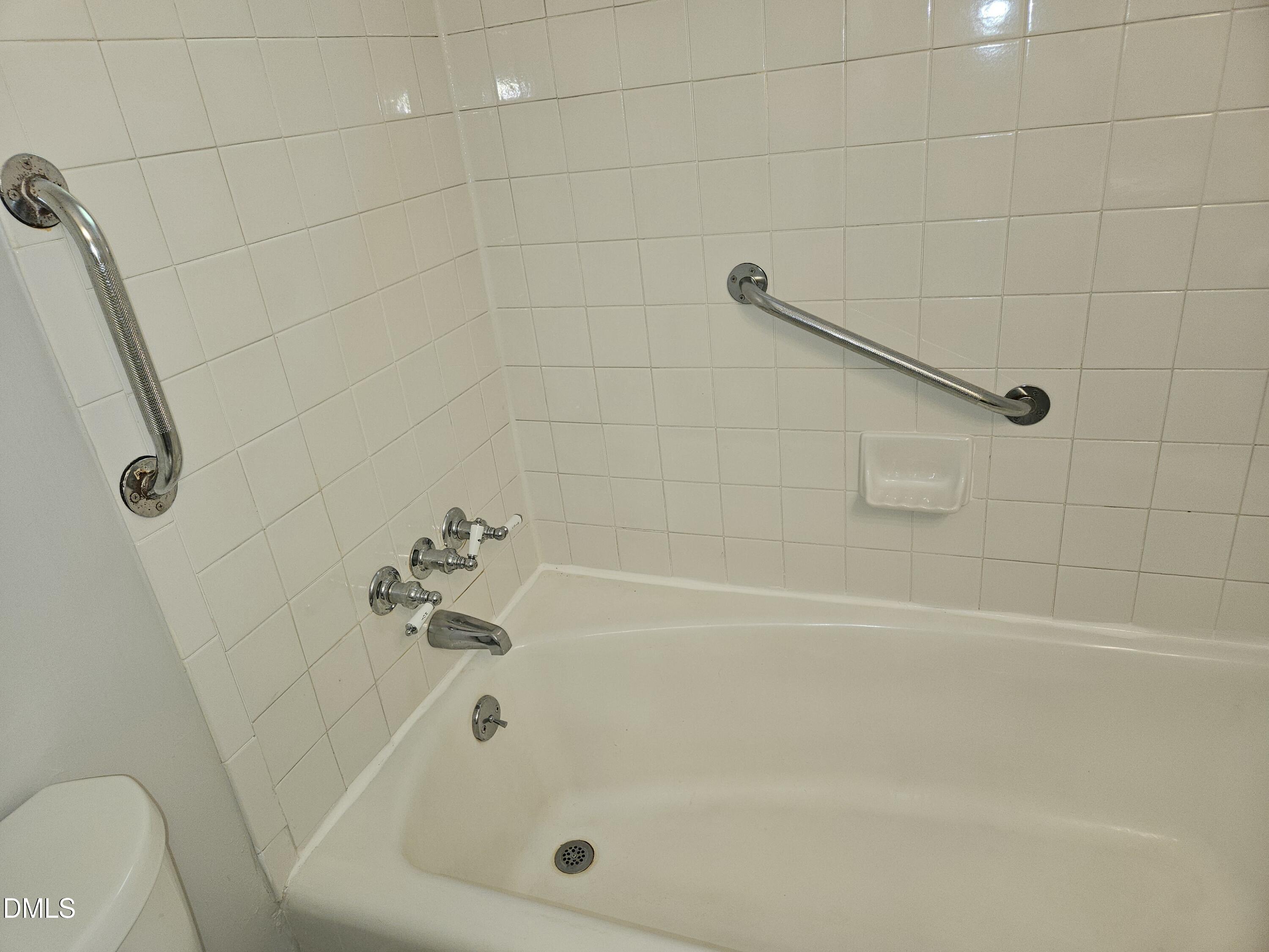 202 Crest Road Cary, NC 27513 - Photo 19 of 31 20260410_132408