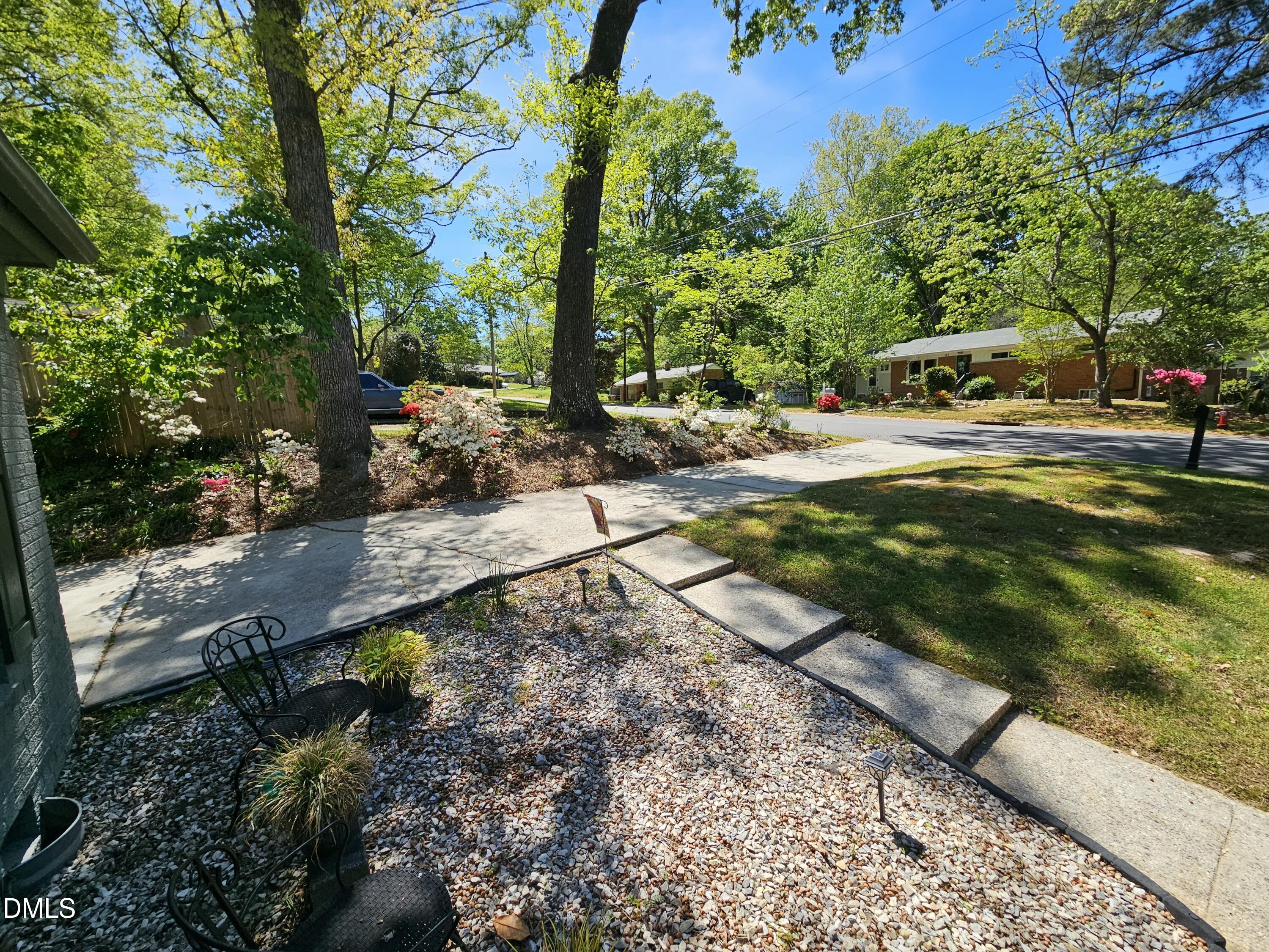 202 Crest Road Cary, NC 27513 - Photo 27 of 31 20260410_133313