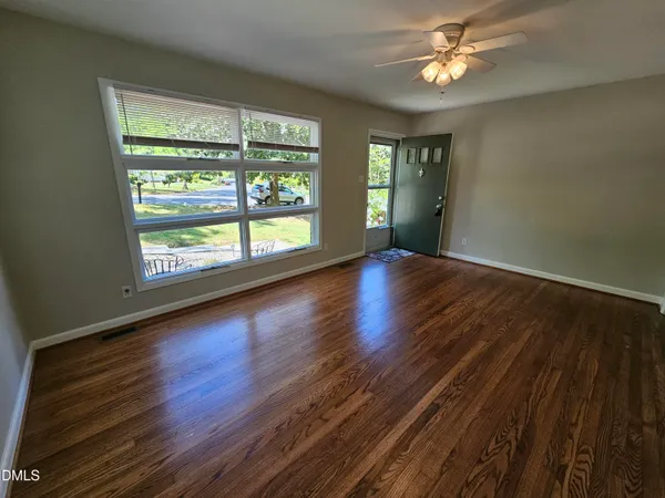 $400,000 | 202 Crest Road, Cary, NC 27513