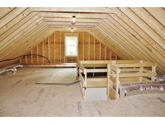 54 Sherburne Road Pelham, NH 03076 - Photo 13 of 13 Gallery Image 13