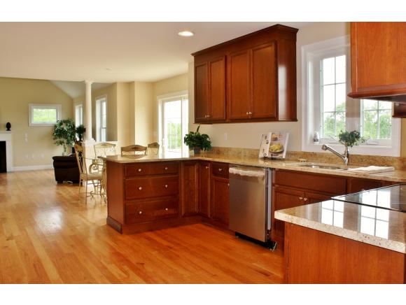 54 Sherburne Road Pelham, NH 03076 - Photo 4 of 13 Gallery Image 4