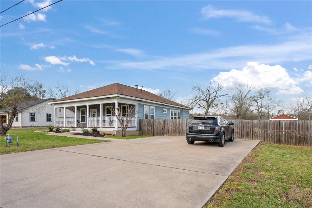 1004 East 27th Street Bryan, TX 77803 - Photo 2 of 28