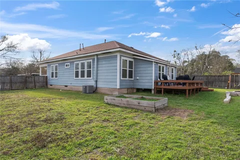 $300,000 | 1004 East 27th Street, Bryan, TX 77803