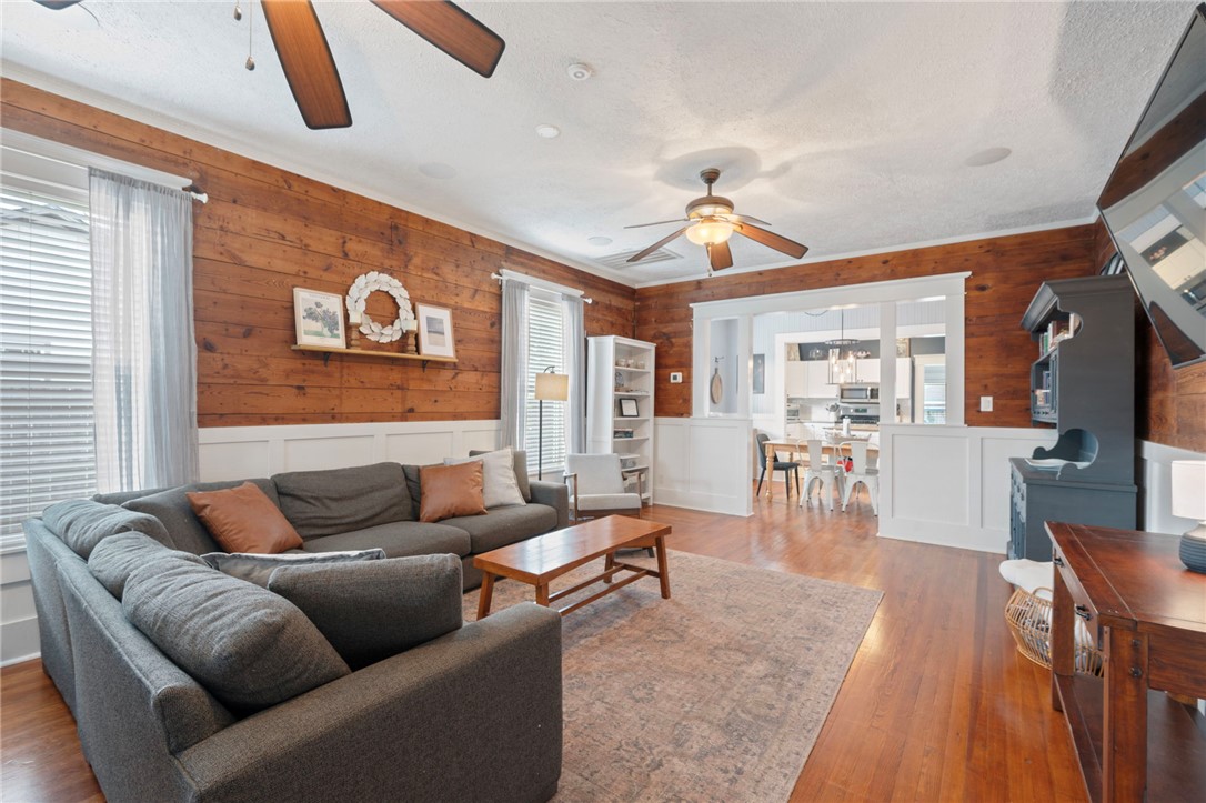 1004 East 27th Street Bryan, TX 77803 - Photo 6 of 28