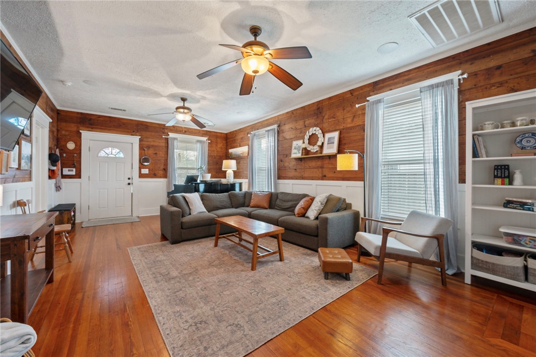 1004 East 27th Street Bryan, TX 77803 - Photo 8 of 28