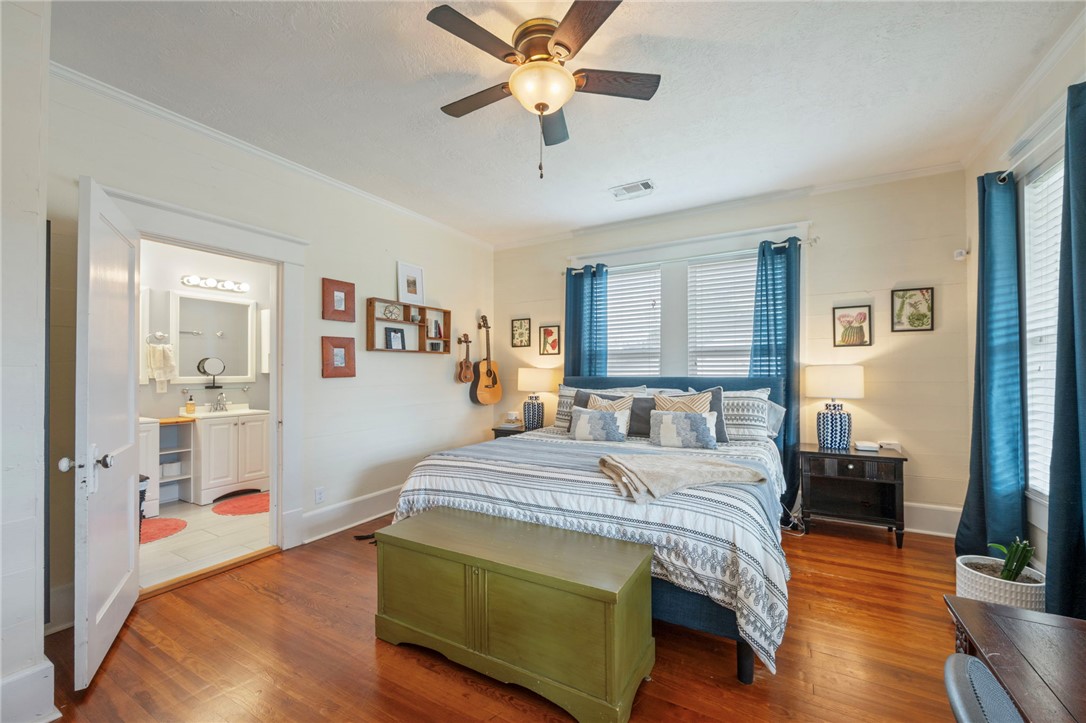 1004 East 27th Street Bryan, TX 77803 - Photo 10 of 28