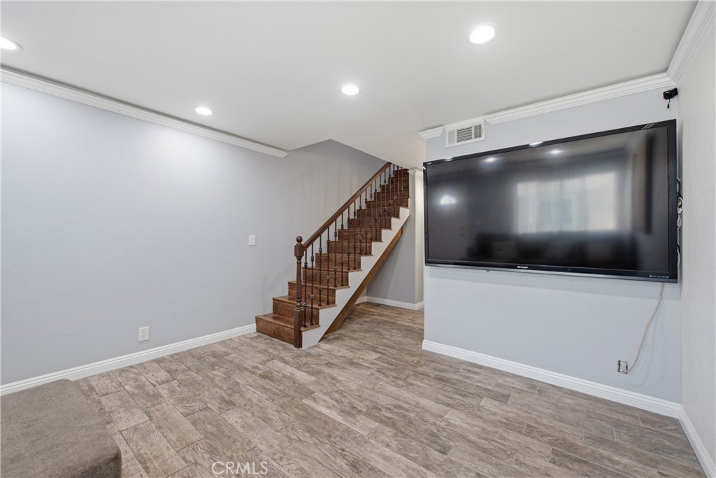 3424 Lockwood Court Simi Valley, CA 93063 - Photo 6 of 21
