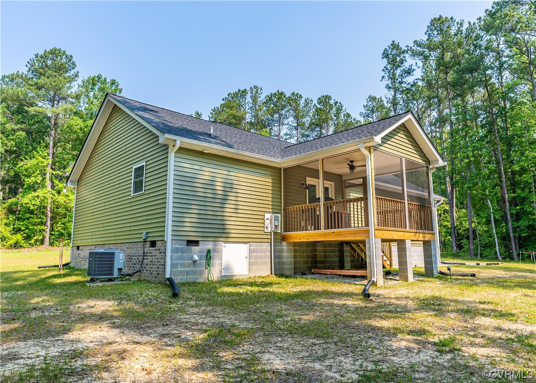 12725 Duncan Road Petersburg, VA 23805 - Photo 3 of 30 Gallery Image 3