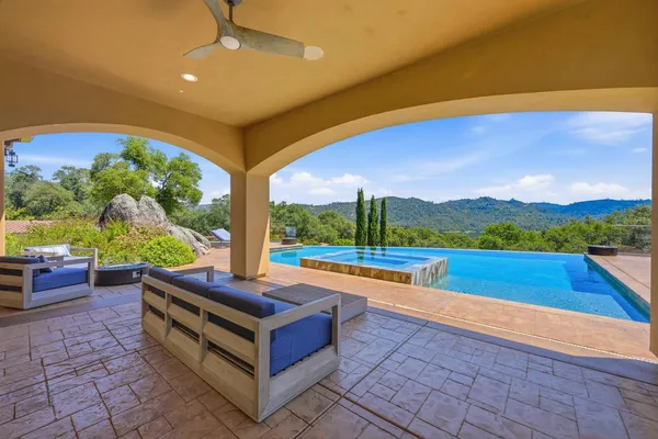 $6,725,000 | 9688 Clos Du Lac Circle, Loomis, CA 95650