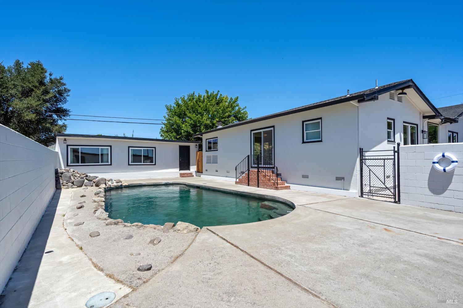 720-724 Liberty Road Petaluma, CA 94952 - Photo 23 of 50