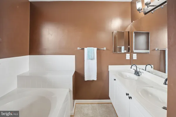 $425,000 | 104 Drew Circle, Smithsburg, MD 21783