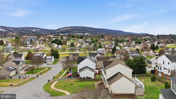 $425,000 | 104 Drew Circle, Smithsburg, MD 21783