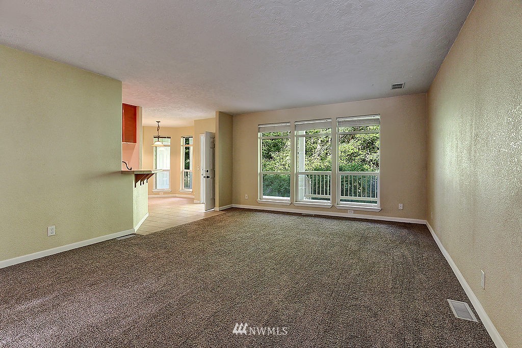 1404 Eagle Ridge Road Oak Harbor, WA 98277 - Photo 6 of 19 Gallery Image 6