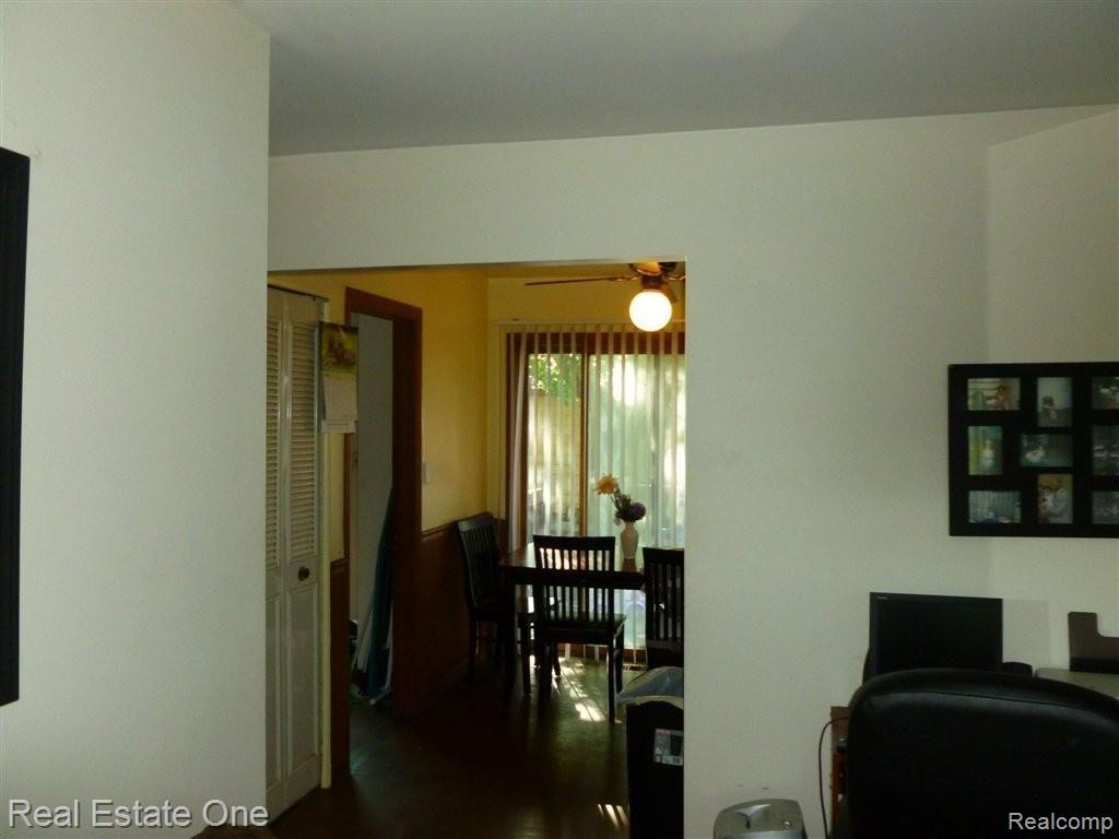 14008 Beech Daly Road Taylor, MI 48180 - Photo 11 of 18 Kit View From Liv Rm-1.jpg