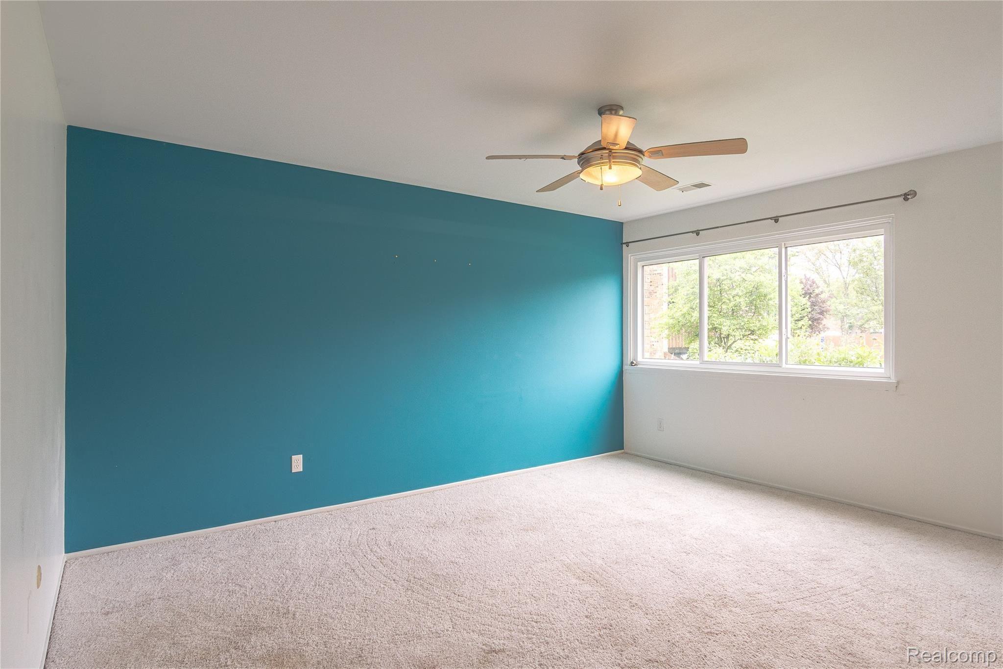 1245 South Maple Road, Unit 105 Ann Arbor, MI 48103 - Photo 12 of 22 Interiors (16 of 23).jpg