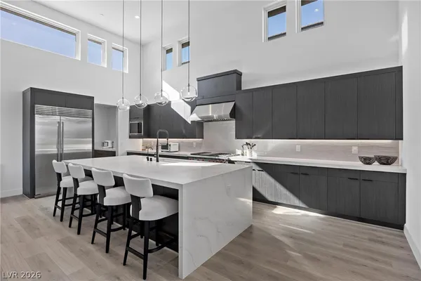 $1,850,000 | 164 Vista Terrazza Street, Henderson, NV 89011