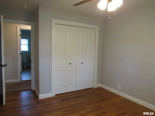 $2,500 | 233 Manor Drive, Riverdale, IA 52722