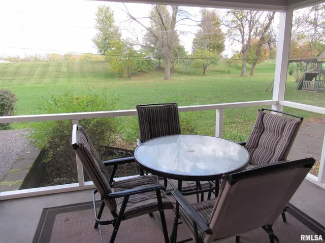 $2,500 | 233 Manor Drive, Riverdale, IA 52722